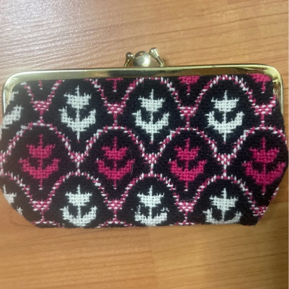 Vintage Wool Tapestry Blk Pink White Tulip Double Sided Small Kiss Lock Clutch
